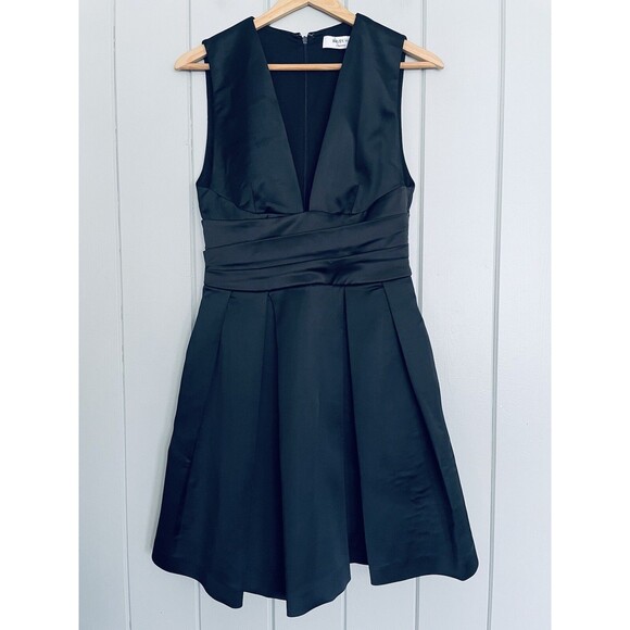 Bailey 44 Dress 4 Fit Flare Black Satin Deep V-Neck Mini Sleeveless Sexy LBD - Picture 1 of 4